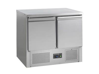 Frysdisk GN1/1 2 dörrar kompress. i botten